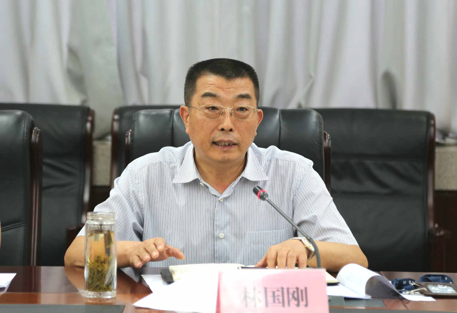 山影集團召開2018年上半年工作總結會